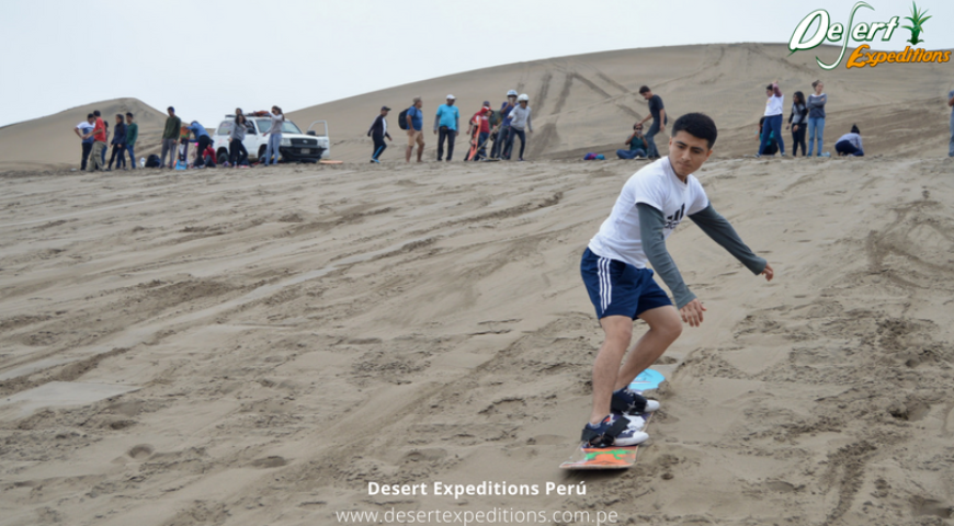 Limpieza de las dunas de chilca y sandboarding , responsabilidad ambiental en las dunas de lima por desert expeditions (7)